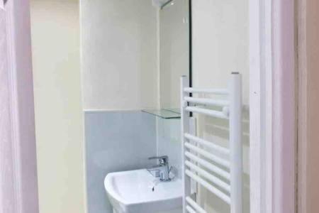 Edgelane Studio- R6 Apartment Liverpool